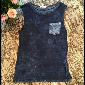 🌻 2/$16 Zara Special-T W&B Collection Navy Tee